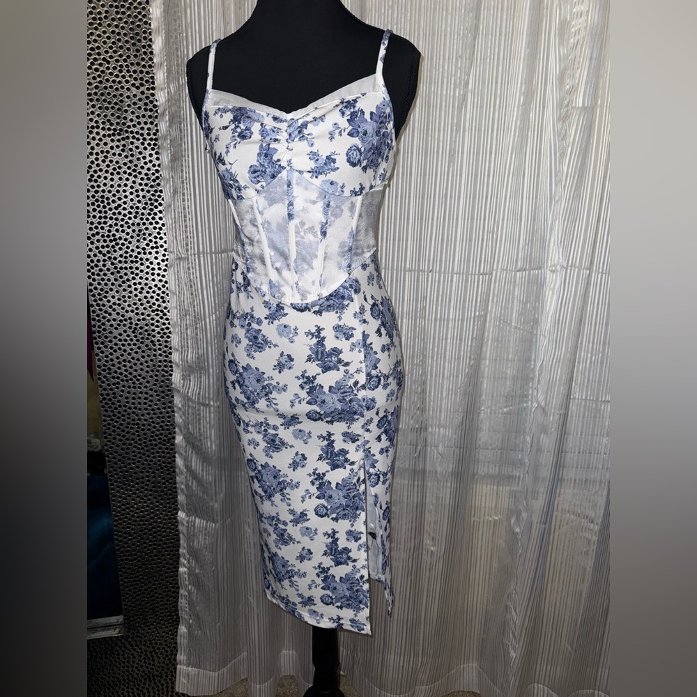 SHEIN Blue and White Floral Midi Dress